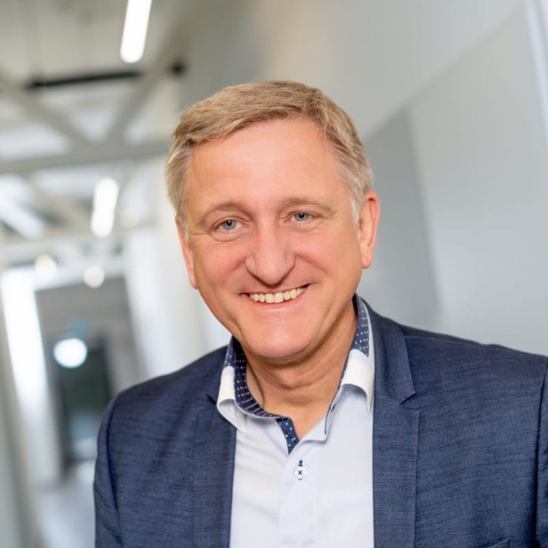 Prof. Dr. Gerhard Nowak: Veranstaltungsexperte der Wirtschaftsforen - die Denktankstellen für Entscheider, Dekan der IST-Hochschule für Management sowie Wegweiser an der Schnittstelle zwischen Bildung und Wirtschaft
